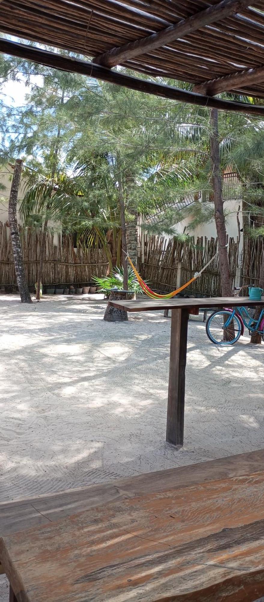 El Regalo El Cuyo Hotel Exterior photo