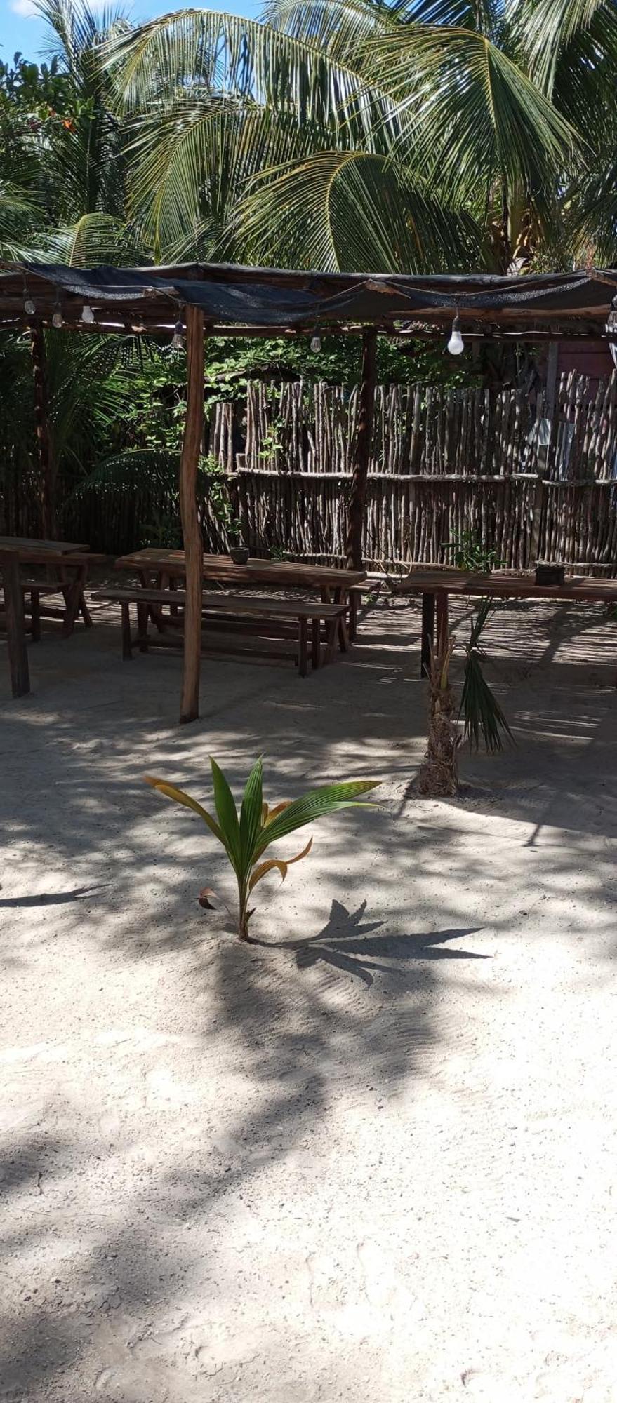 El Regalo El Cuyo Hotel Exterior photo
