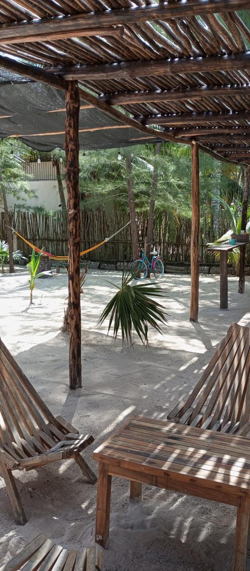 El Regalo El Cuyo Hotel Exterior photo