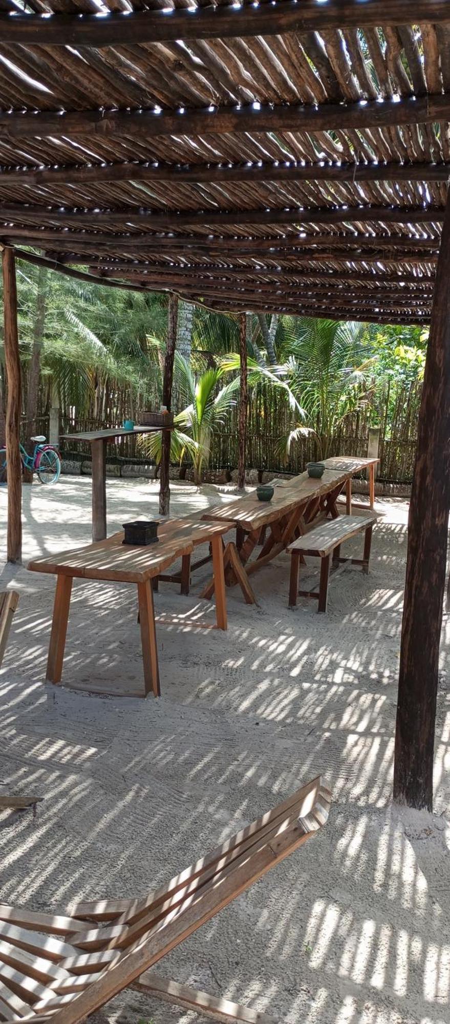 El Regalo El Cuyo Hotel Exterior photo